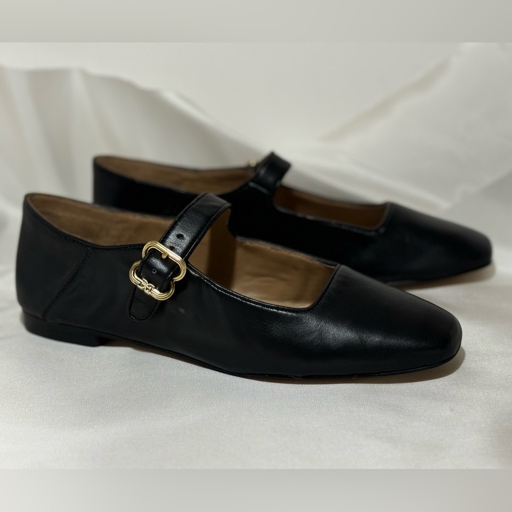 Michaela Mary Jane flats by Sam Edelman. The shoes are black and in size 8.5.